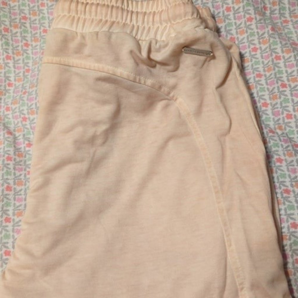 Max Studio Performance Fiji Drawstring Shorts NWT - Picture 3 of 10